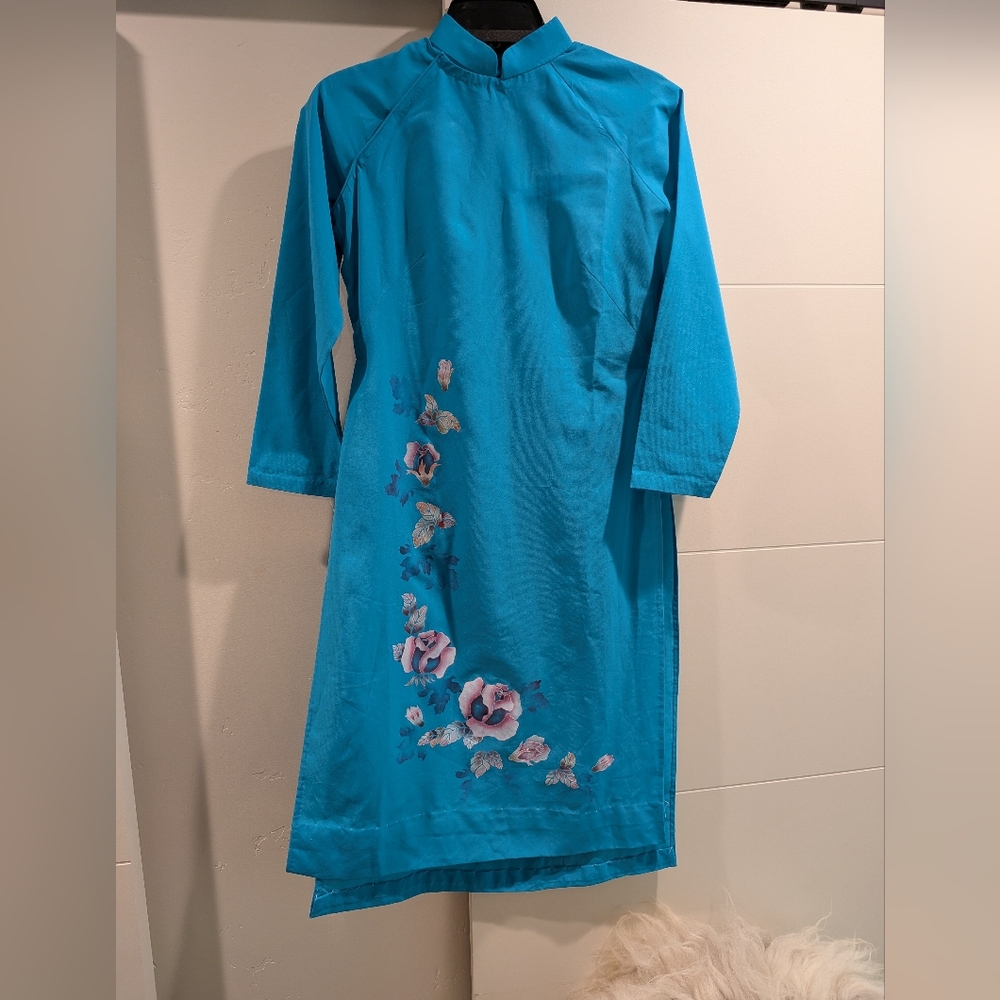 Vintage Vietnamese-Style Tunic Dress